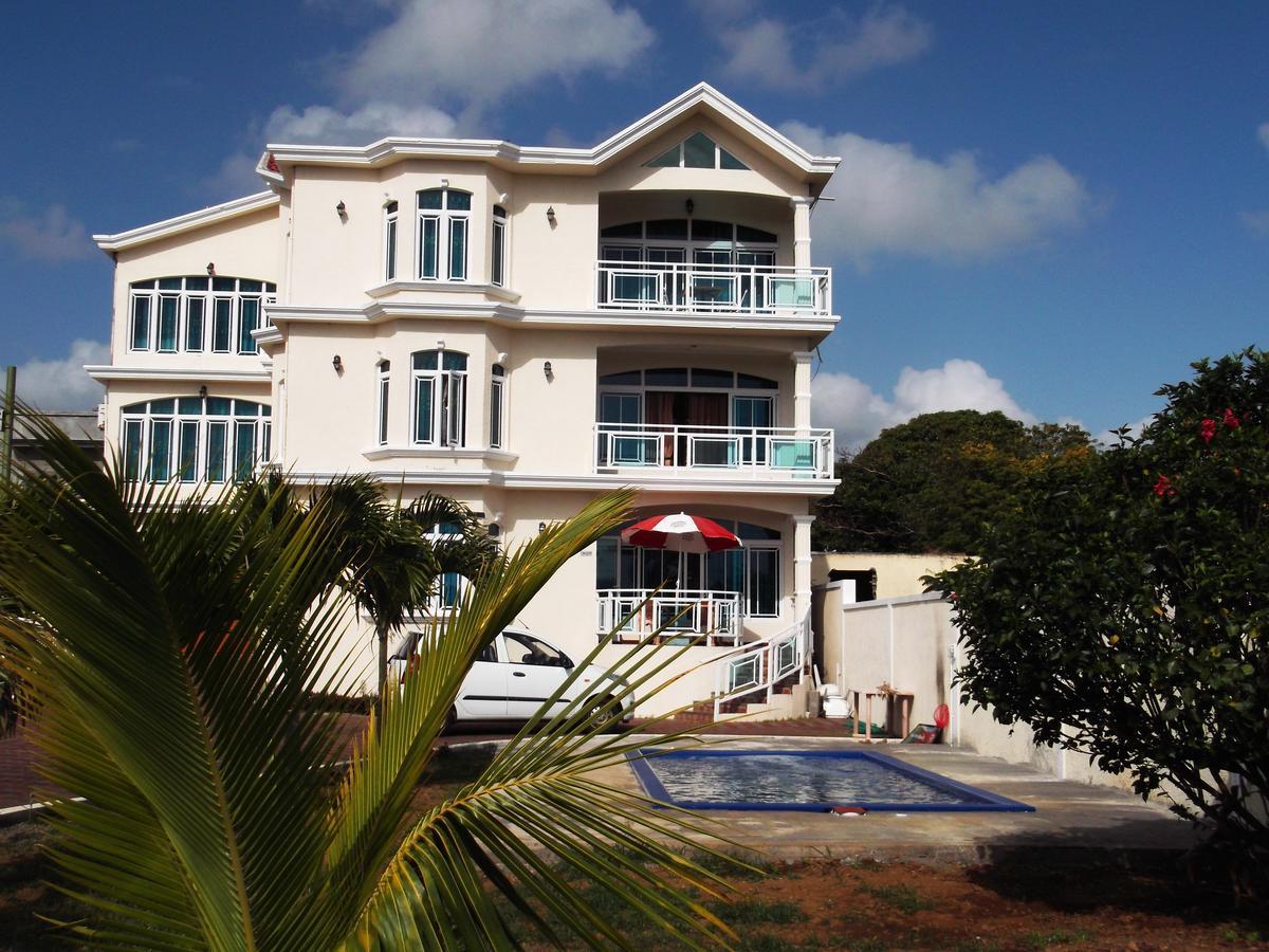 Luxor Residence Guesthouse Belle Mare Dış mekan fotoğraf